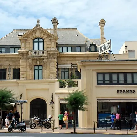 Grande - T3 Carlton -70m2 Apartment *