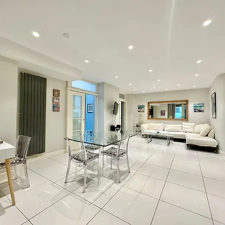 Grande - T3 Carlton -70m2 Apartment *